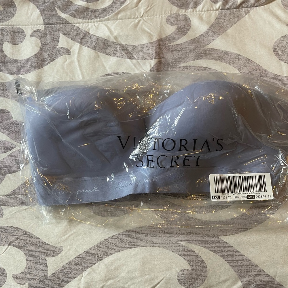 Victoria Secret No Wire Bra 38DD